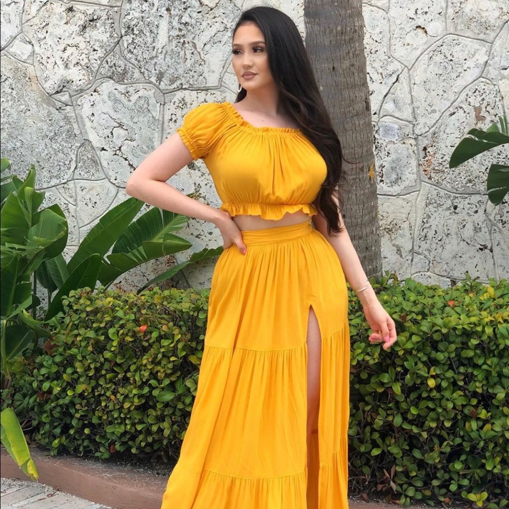 yellow 2 piece set